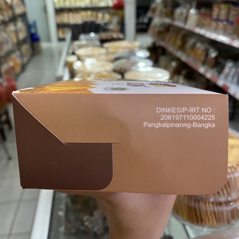 Kosin Kosin Cake Lapis Legit Susu Khas Bangka