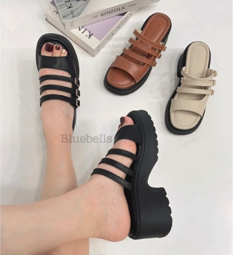  Bluebells MILKY Sendal Wedges Wanita 