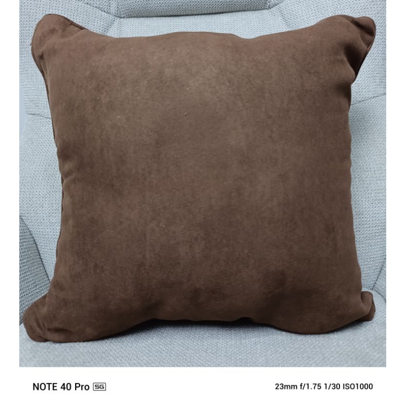 Sprene Living Bantal Besar JANBO Suede 3