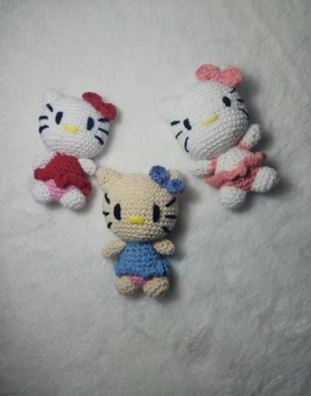 Amigurumi/Boneka Rajut Hello Kitty 5