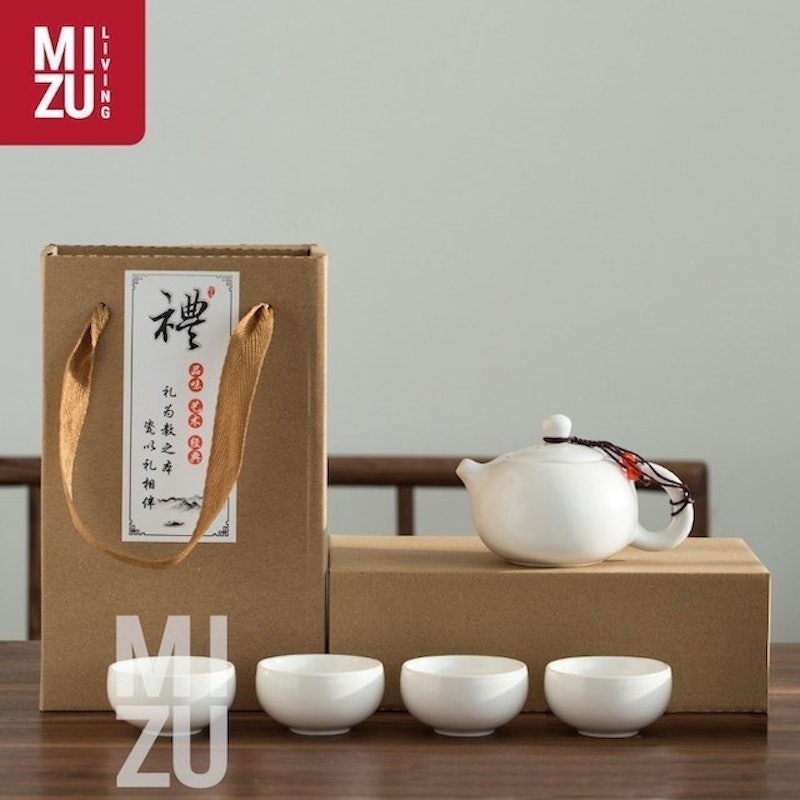 Oolong Classic Chinese Tea Pot Set 3