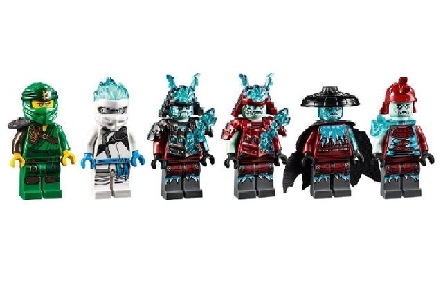 NinjaGo Lloyd's Titan Mech 4