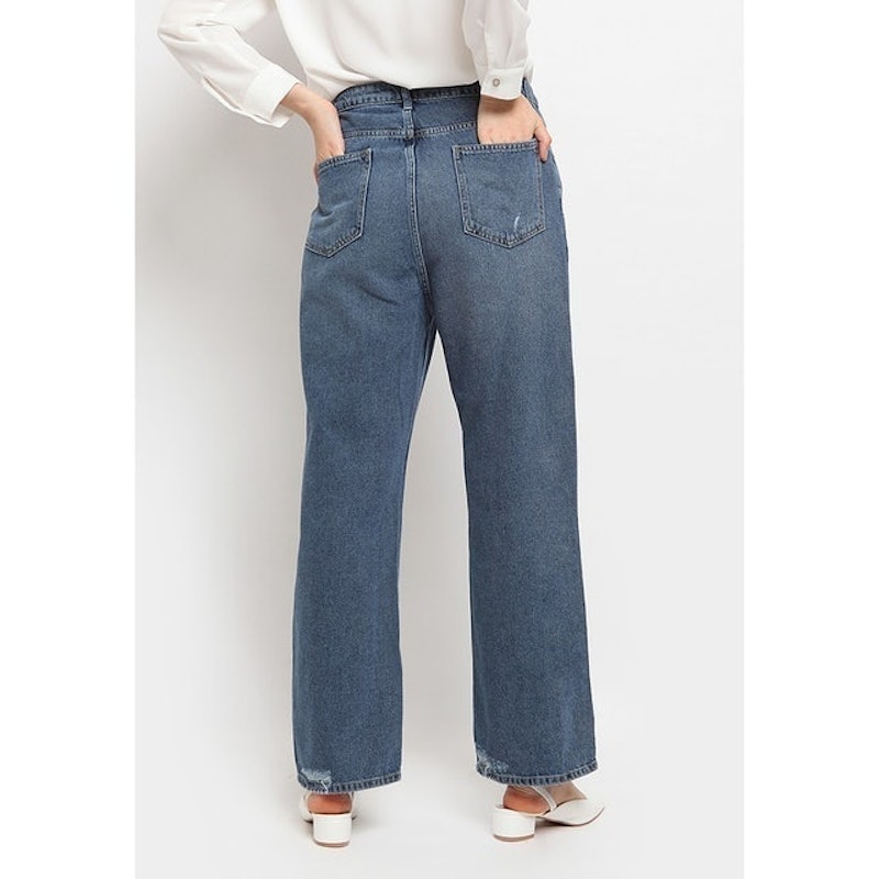 The Executive Ripped Denim Pants 2