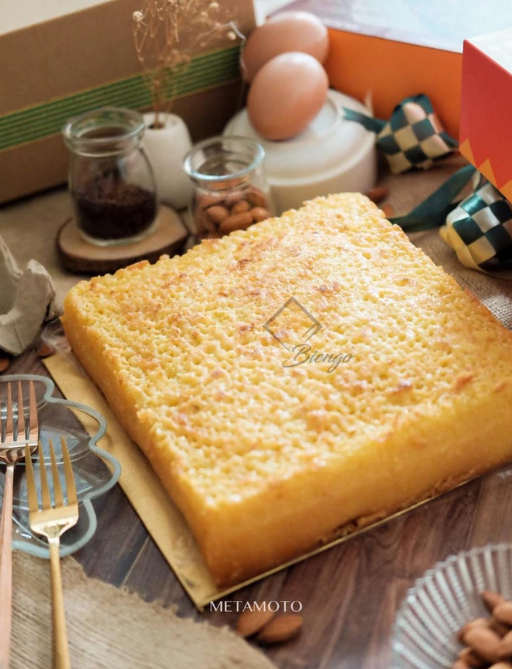  JENJU BAKERY Bika Ambon Medan Original Sedang 