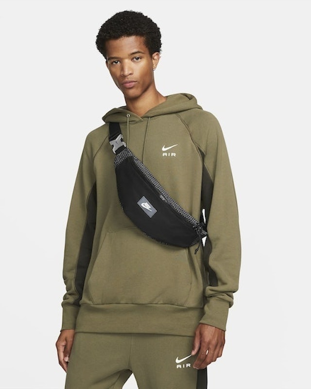 Sportswear Heritage Hip Pack 2