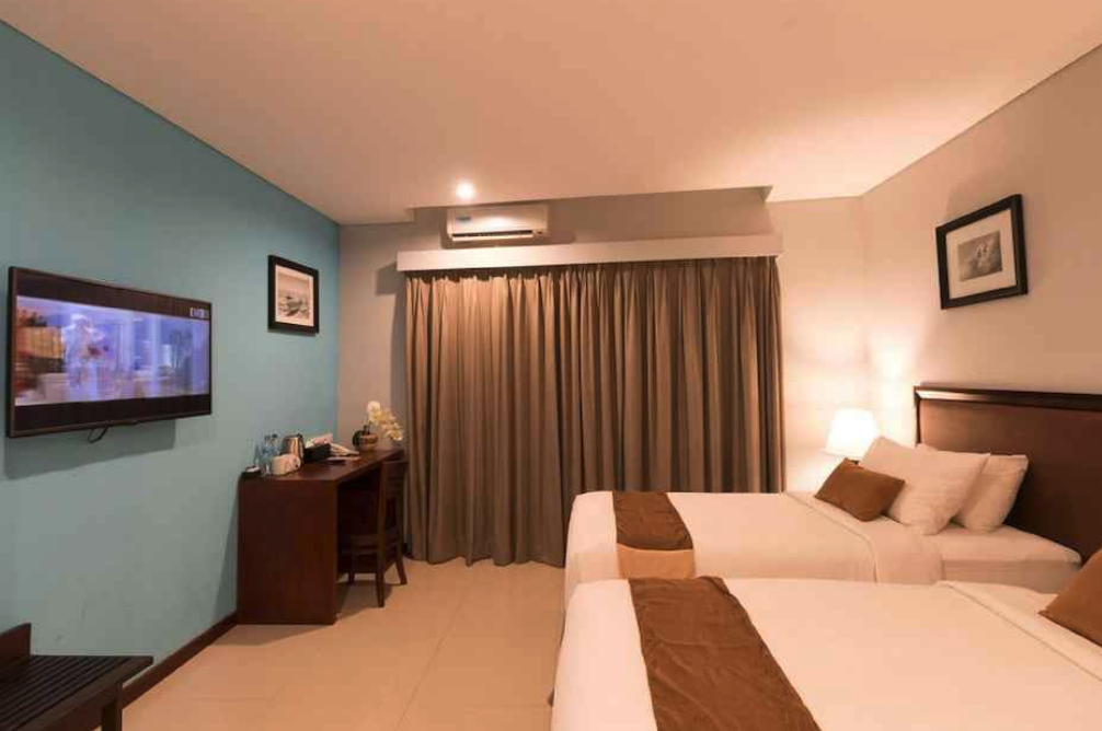 Kutabex Beach Front Hotel 4
