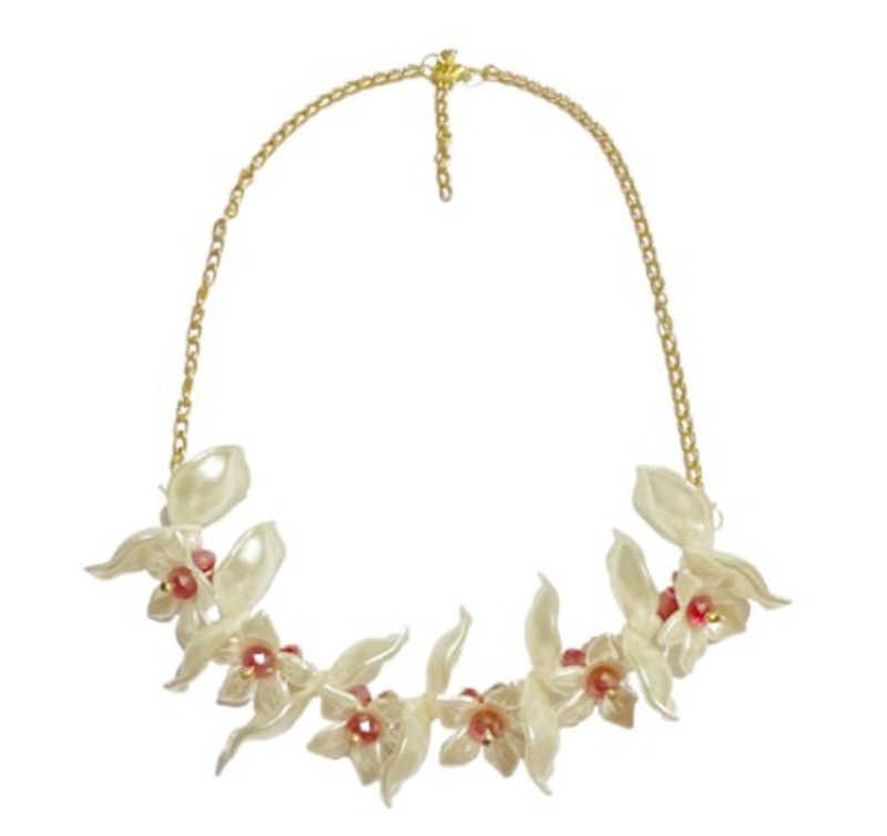 Darlene Crystal Flowery Pearl Necklace 2