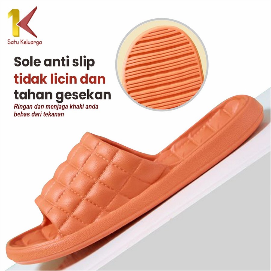 Satu Keluarga Sandal Selop S36