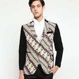 10 Rekomendasi Outer Batik untuk Pria Terbaik 5