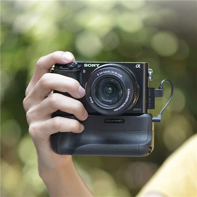 Battery Grip for Sony A6000 A6300 work with NP-FW50 3