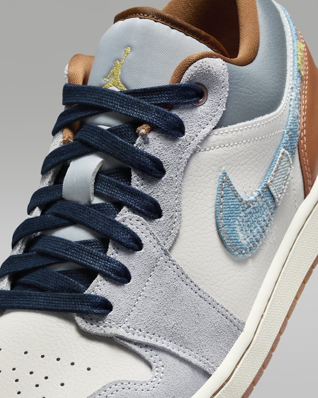 Air Jordan 1 Low SE 5