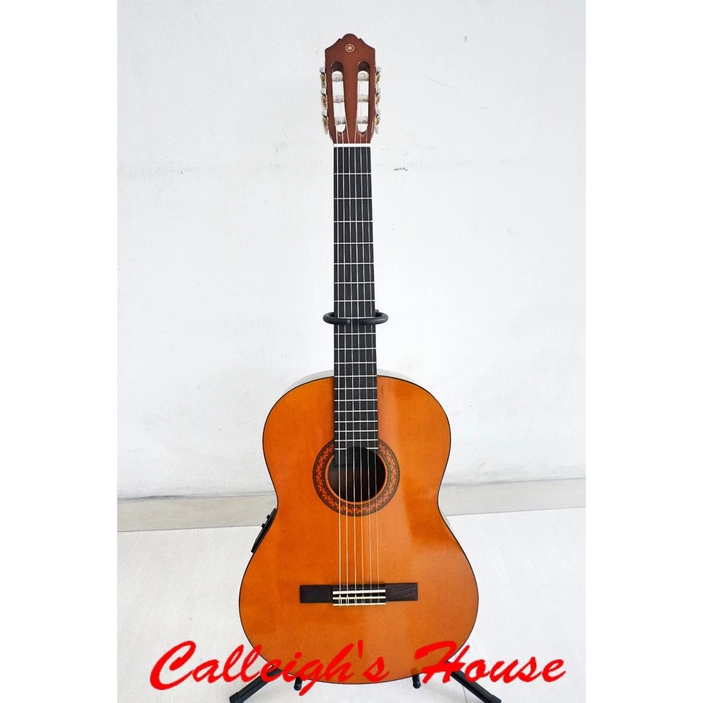 Yamaha Gitar Klasik Elektrik CX40