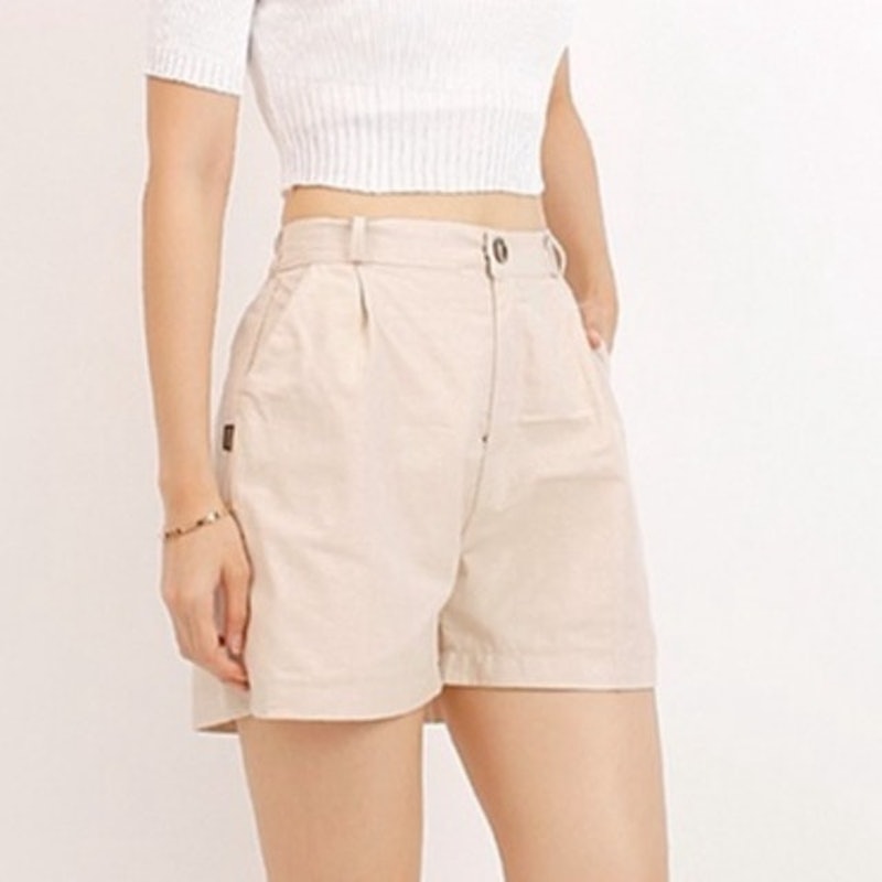 Celana Hotpants Cheleo Cream