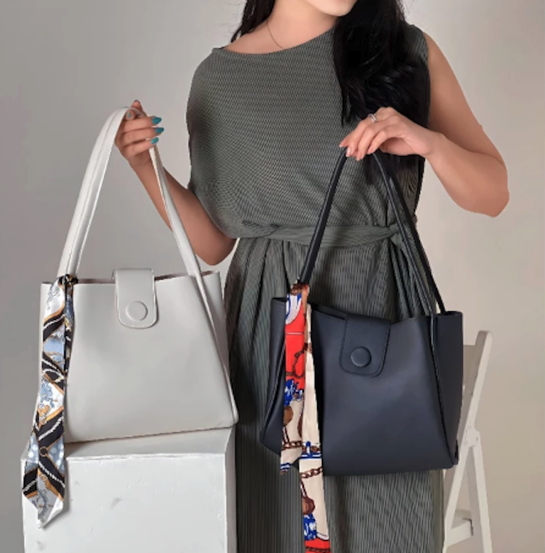Berrybenka Tekka Kanaya Tote Bag 2