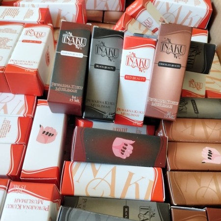  Inaku Pewarna Kuku Muslimah