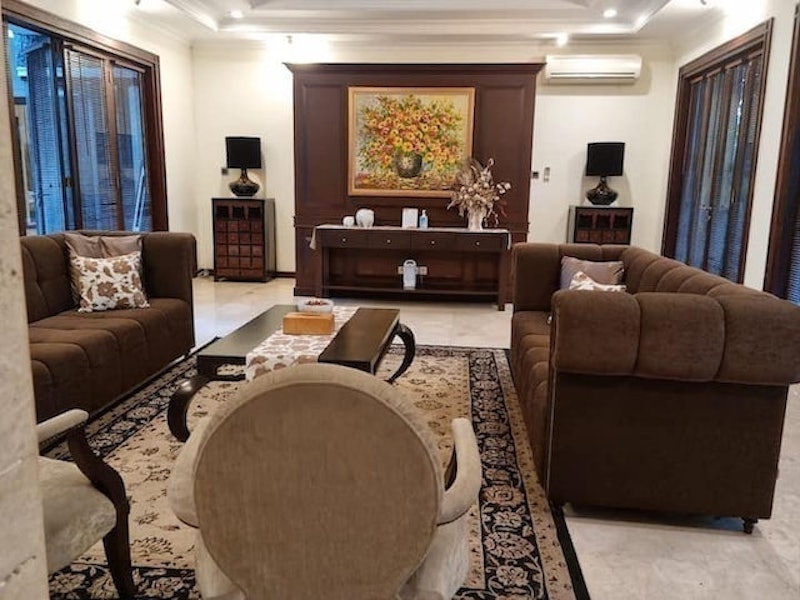 Luxury Villa in the Middle of Kemang 4