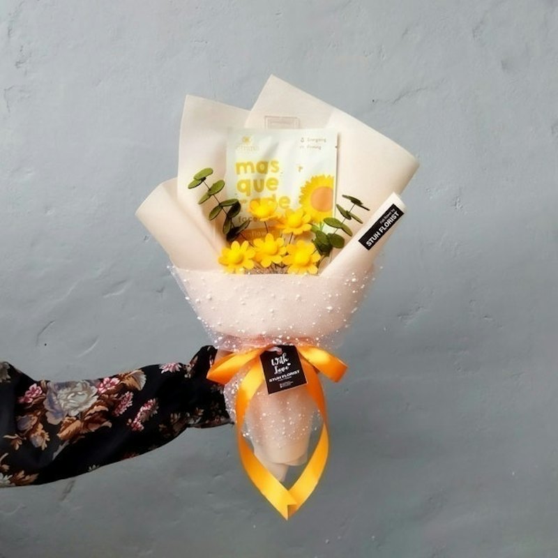 Buket Bunga Flanel Daisy Plus Masker Emina 1
