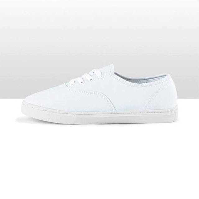 Geoff Max Lizzie All White