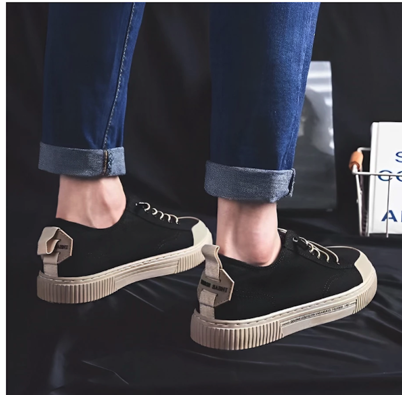 Keeping Sneakers Kanvas 3