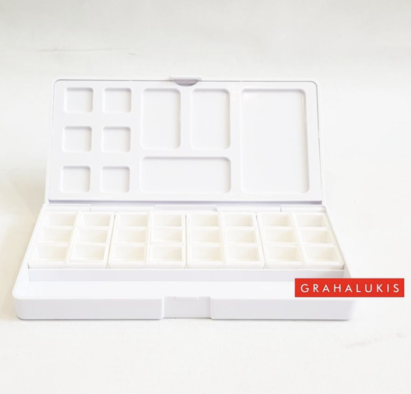 Empty Case Watercolor 24 Pocket Box 1
