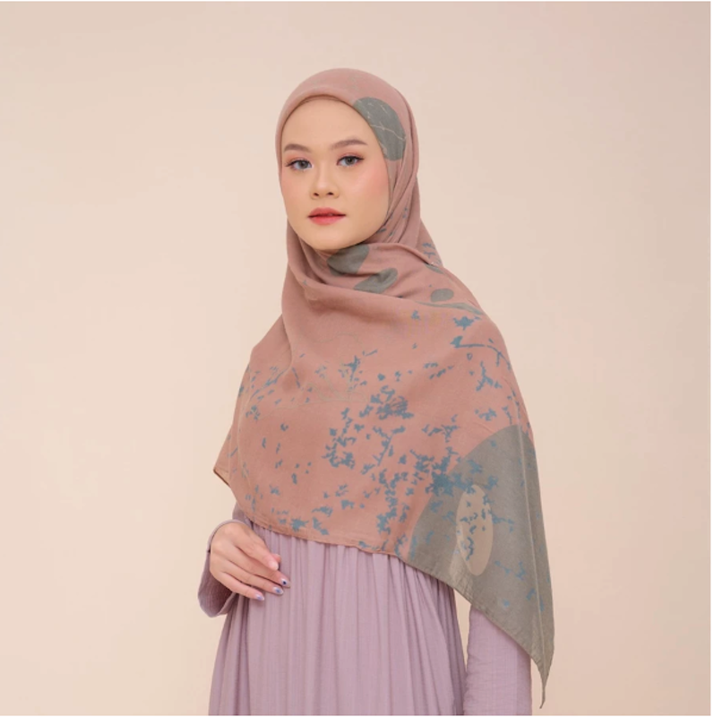 ZM Zaskia Mecca Paola Coral Scarf 2