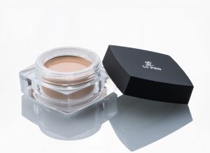 LT PRO Smooth Corrector Cream Foundation