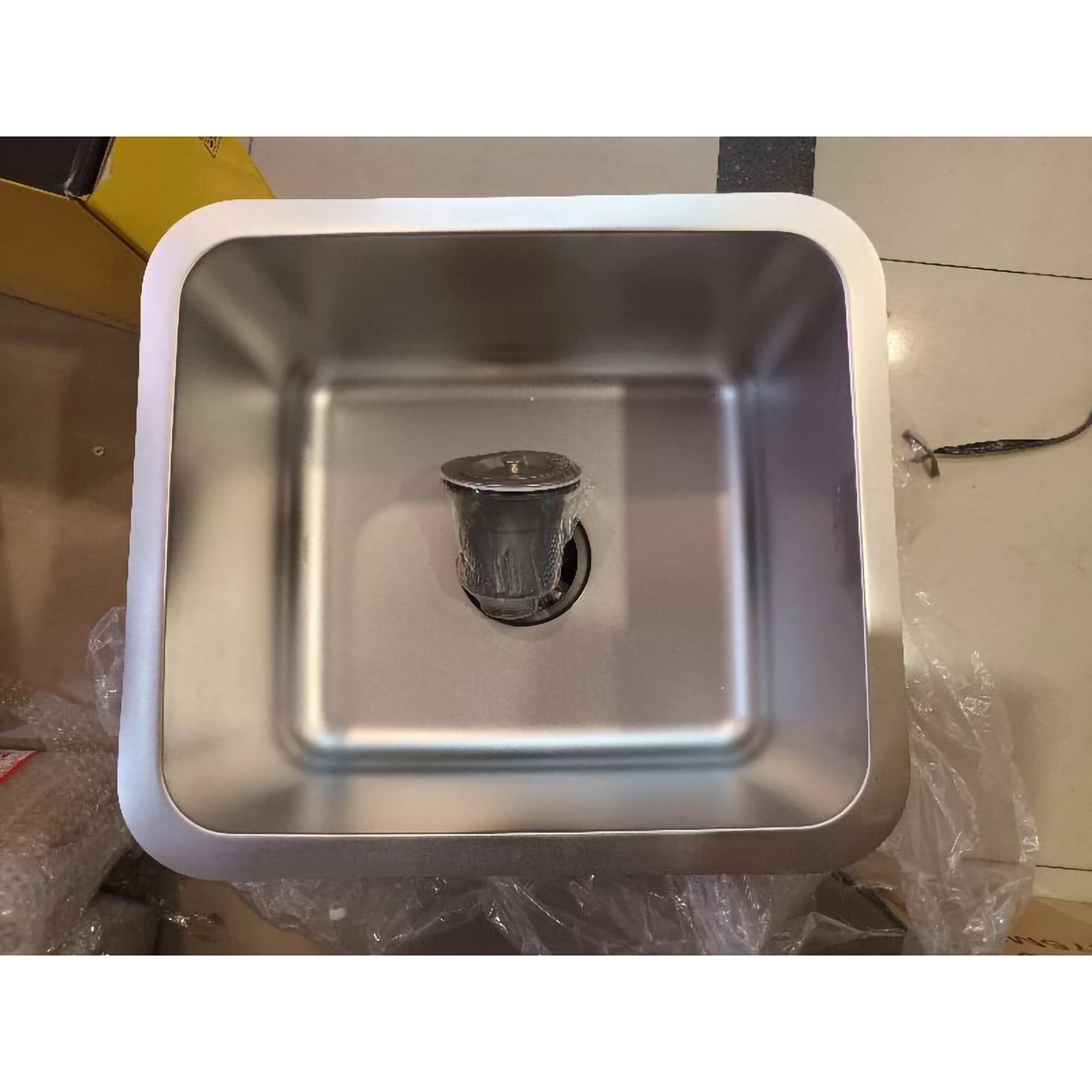 Lavenia Kitchen Sink Undermount 0915