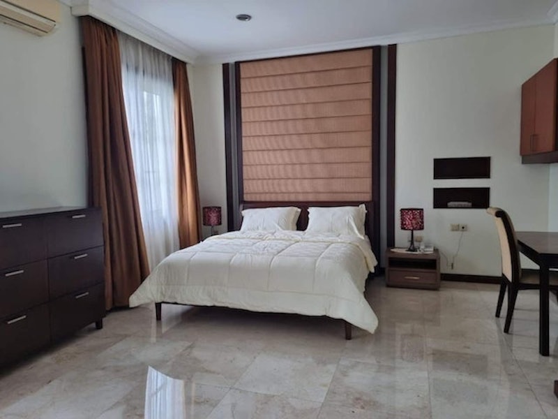 Luxury Villa in the Middle of Kemang 3