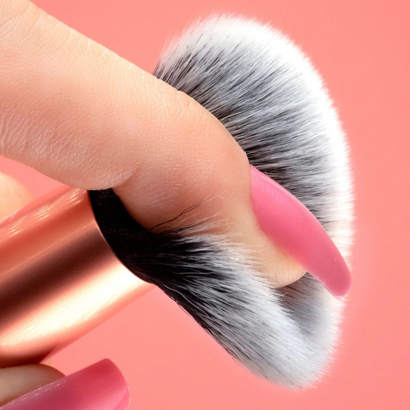 Real Techniques Expert Face Makeup Brush 5