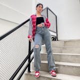 10 Rekomendasi Ripped Jeans untuk Wanita Terbaik 3