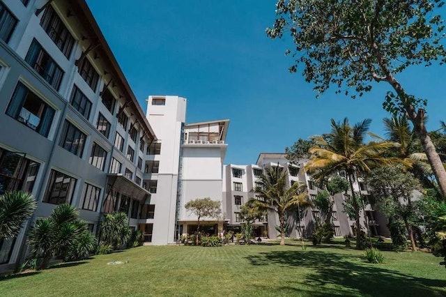 Bintang Flores Hotel 4