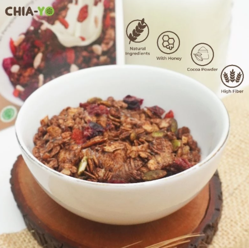 Chia-Yo Homemade Granola Dark Chocolate 3