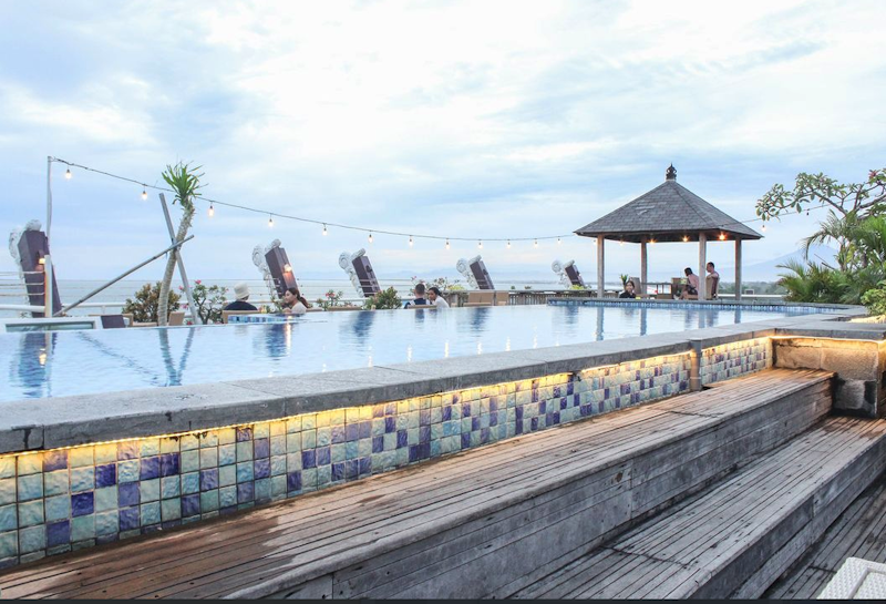 Kutabex Beach Front Hotel 2