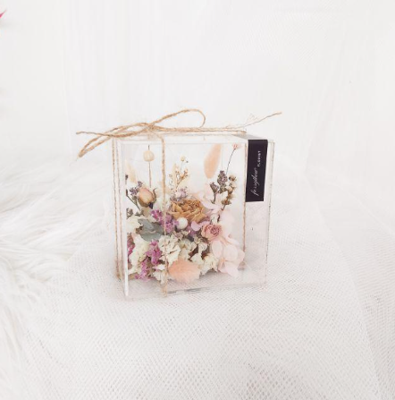 Dried Flower in Acrylic Box 3