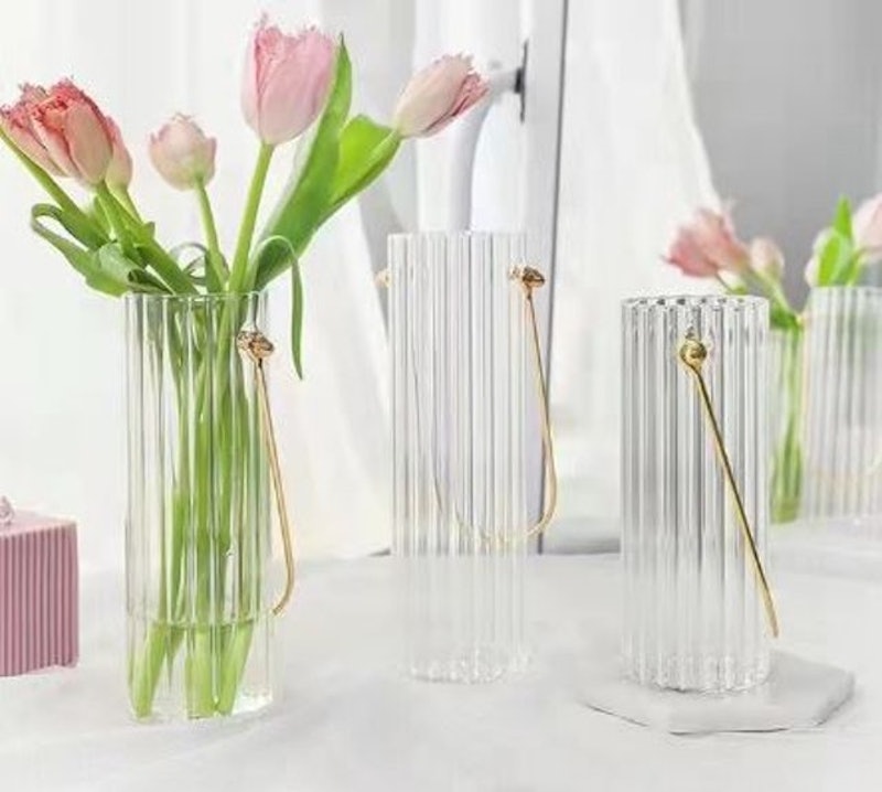 Aesthetic Glass Flower Vase 2