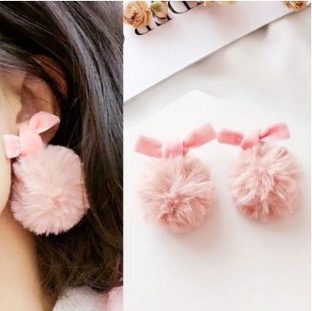  Bowknot Pompom Earrings