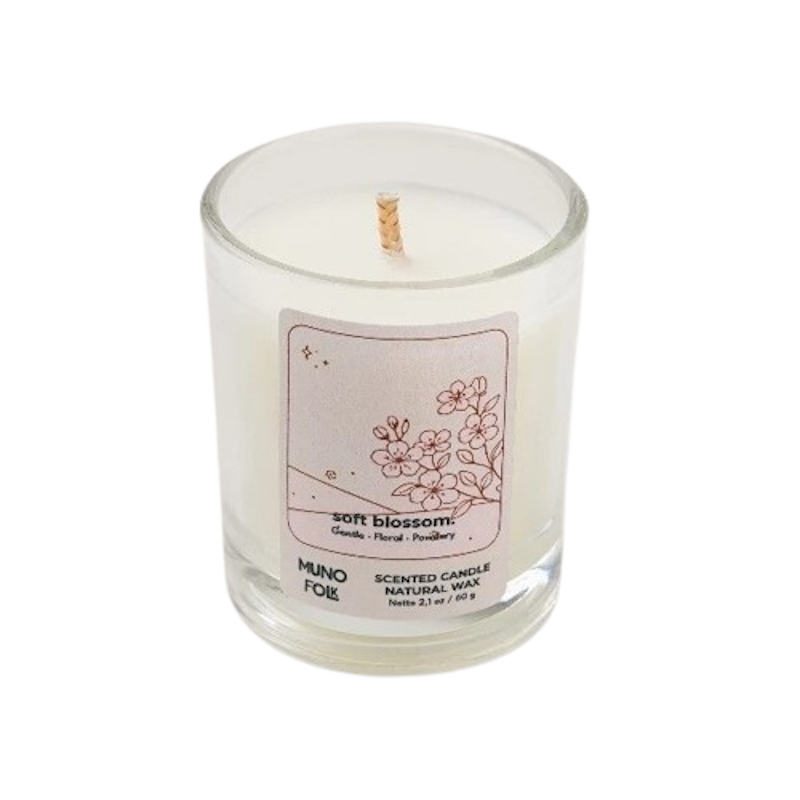 Muno Folk Scented Candle Soft Blossom 1