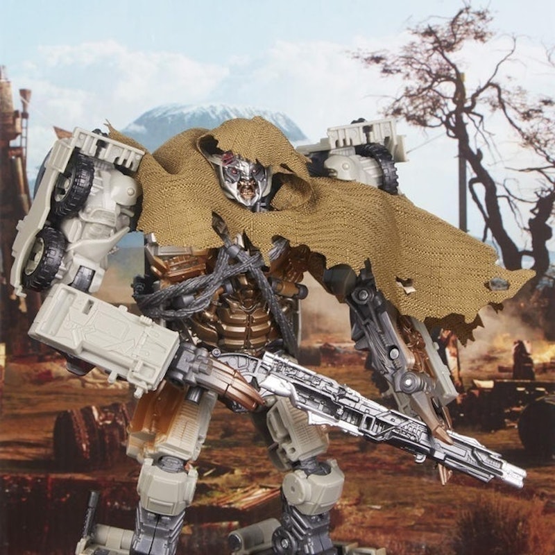 Transformers Studio Series Leader Class Dark of the Moon Movie Megatron with Igor Action Figure 4