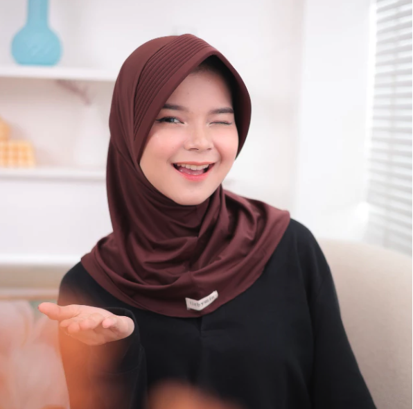  Tiebymin Fay Bergo Sporty