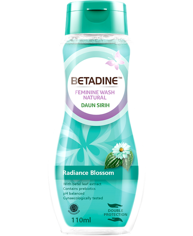 BETADINE™ Daily Feminine Wash Natural – Daun Sirih Radiance Blossom