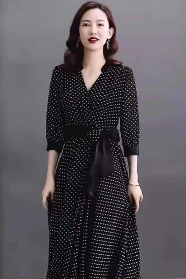 Susana ID Korean Chiffon V Neck Dress Small Dots  D056