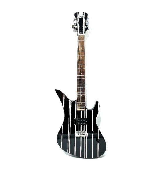10 Rekomendasi Gitar Listrik Terbaik  [Ditinjau Produser Musik]  4