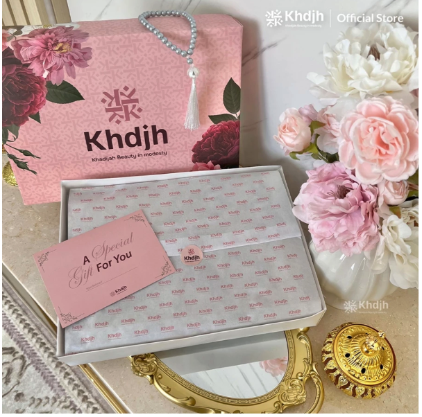 Siti Khadijah Nusantara KhadijahLabel Hampers Mukena Set Dewasa Jumbo Arunika Spesial Gift