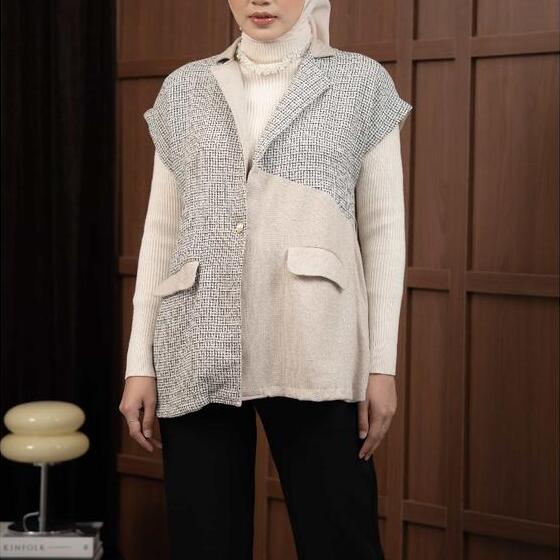 Mei Indithya Talenta May Outfit Xylla Vest