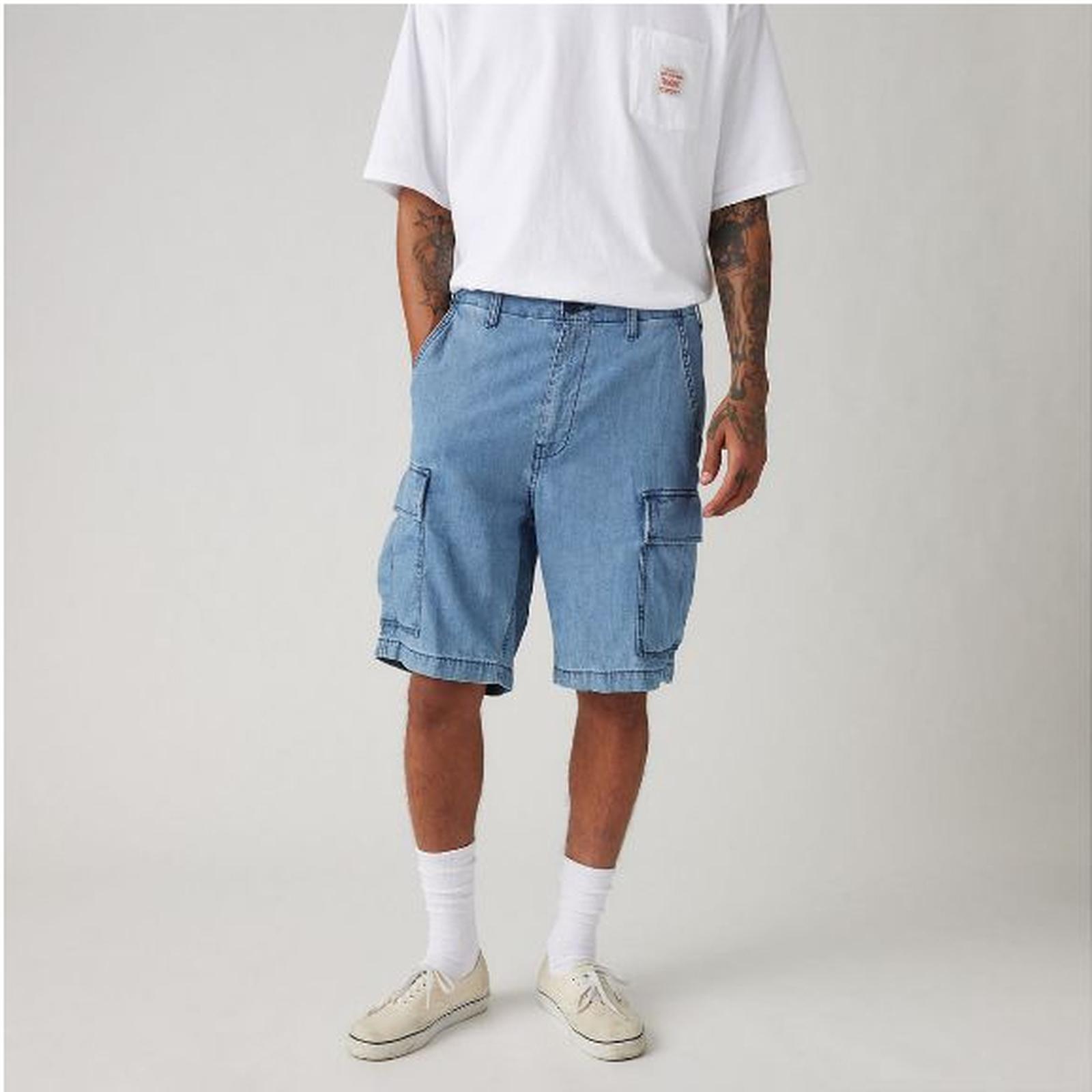  Levi Strauss & Co Levi's® Men's Carrier Cargo Shorts  001KG-0009