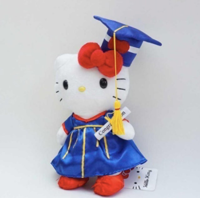 Boneka Hello Kitty Wisuda Toga Biru 1