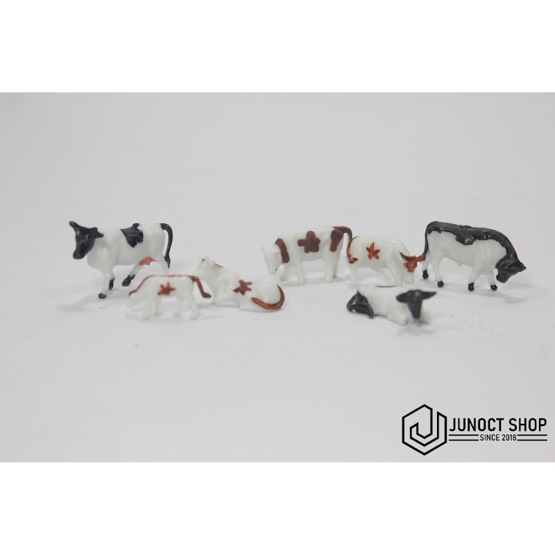 Diorama Sapi Berwarna 1