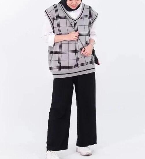  Izzy Vest Knit Oversize