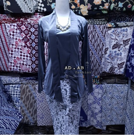 Kebaya Kutubaru Beludru