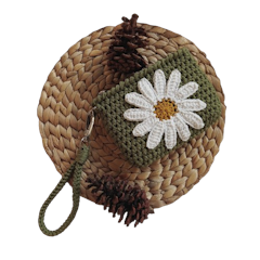 Rnwad Rajut Daisy Crochet Coin Purse